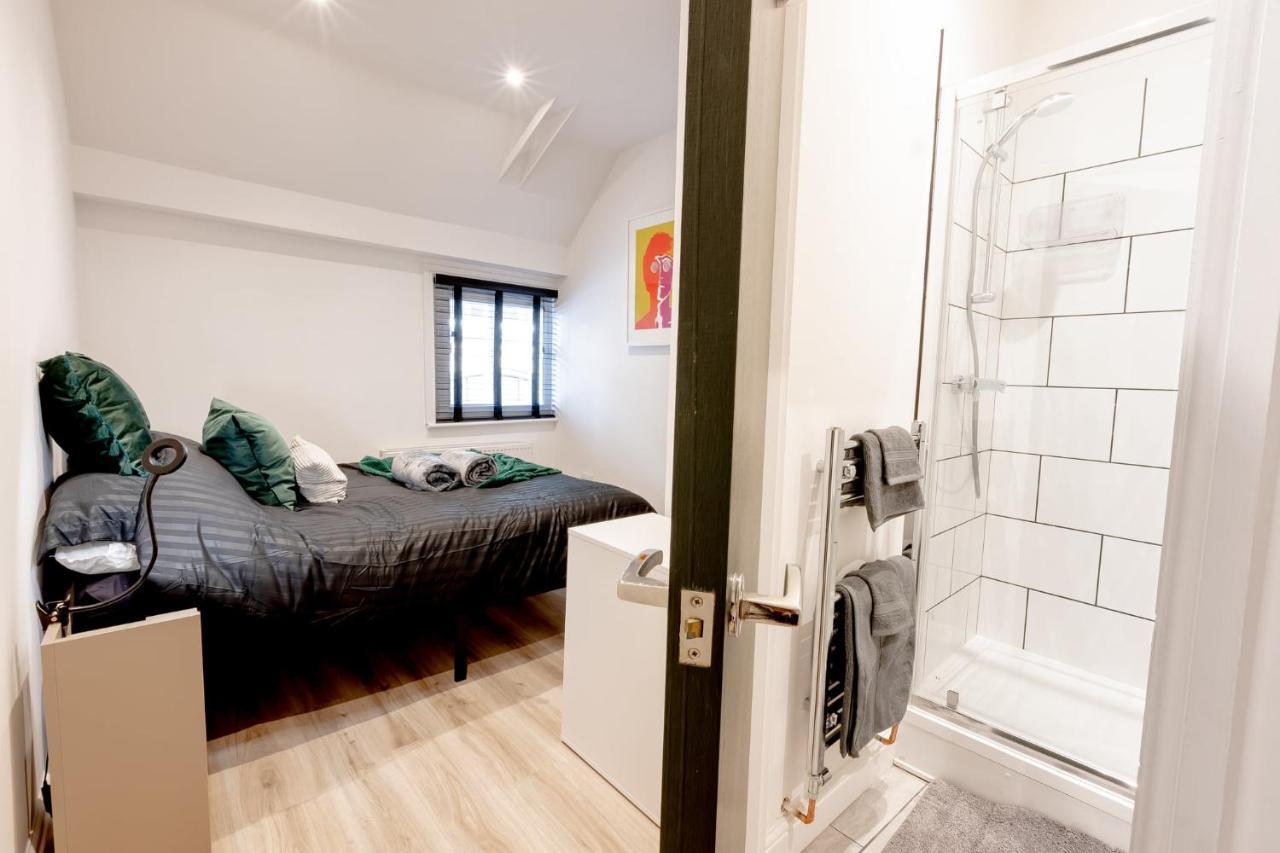 Modern 2 Bedroom Queen Street Apartment Норвич Экстерьер фото